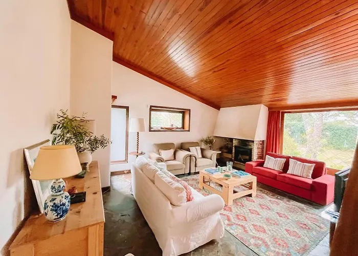 Villa Camarinhas House *