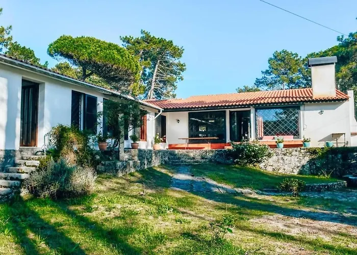 Camarinhas House Villa *